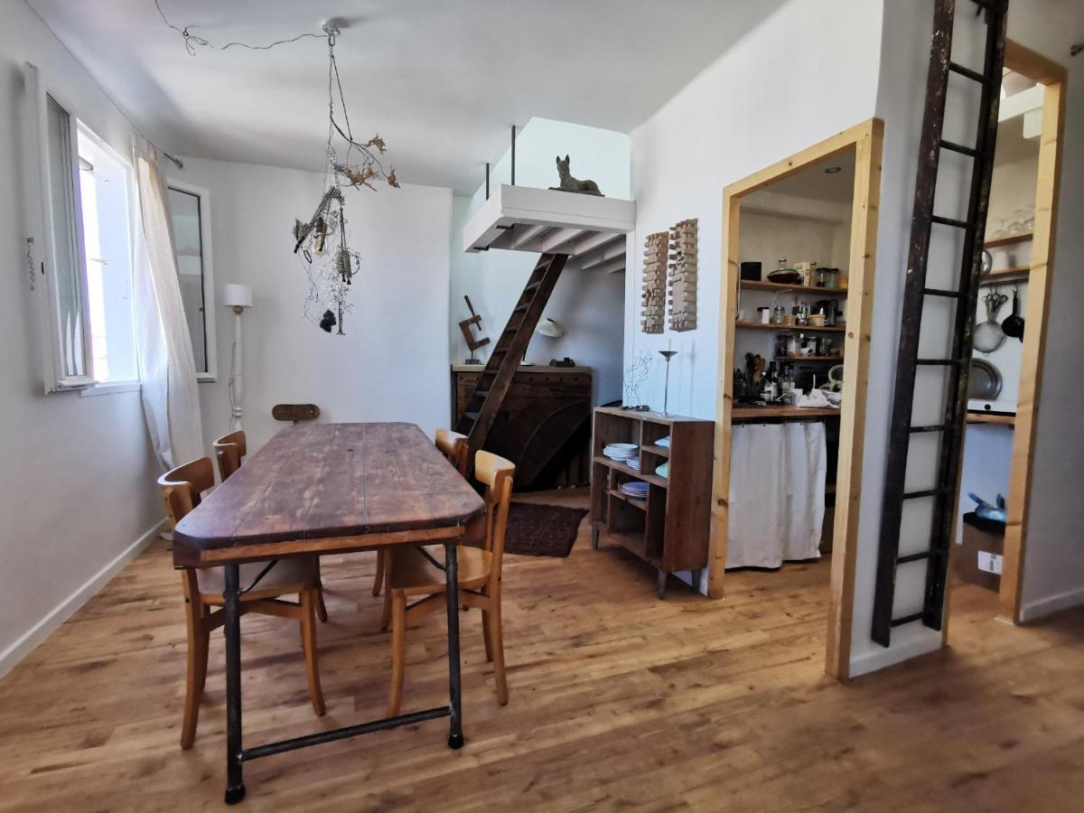 Ferienwohnung Le 5E Ciel : Un Nid Au Dessus De Marseilles Exterior foto