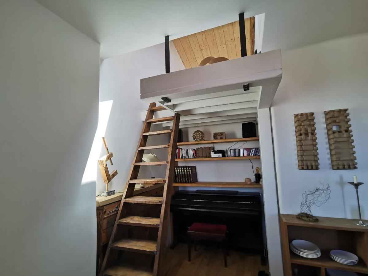 Ferienwohnung Le 5E Ciel : Un Nid Au Dessus De Marseilles Exterior foto